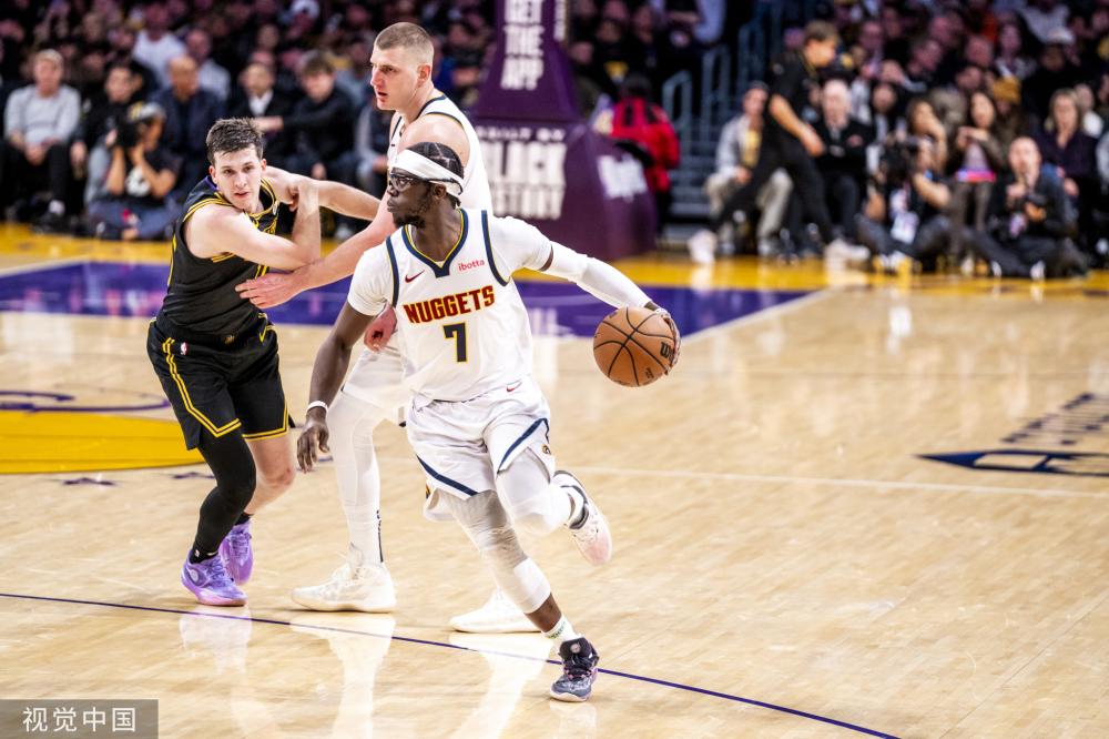 现场球迷的 现场球迷的